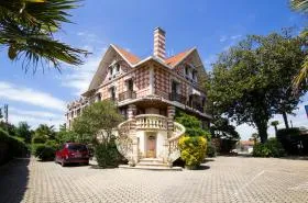 Hôtel Le Dauphin - photo 23