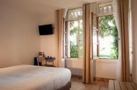 Hôtel Le Dauphin - photo 12
