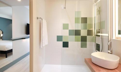 ibis Styles Arcachon Gujan Mestras - photo 2